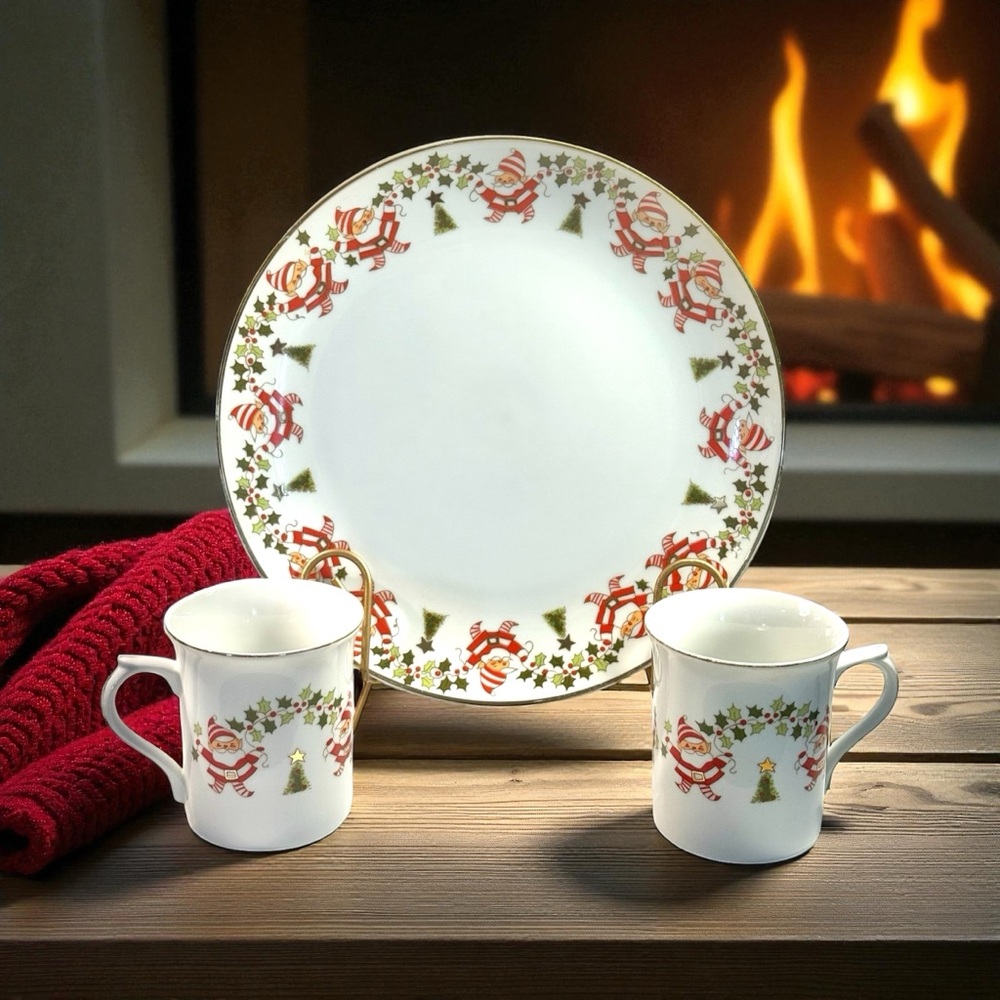 Christmas Holiday Vintage Santa Elf Plate Two Mugs